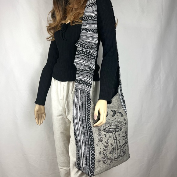 Mushroom and Celestial Print Large Hippie Crossbody Sling Bag - Picture 9 of 12